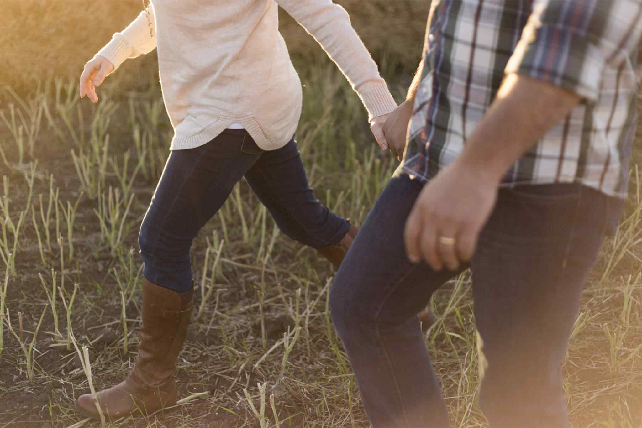 https://ics-pack.de/wp-content/uploads/2018/01/img-class-marriage-04.jpg